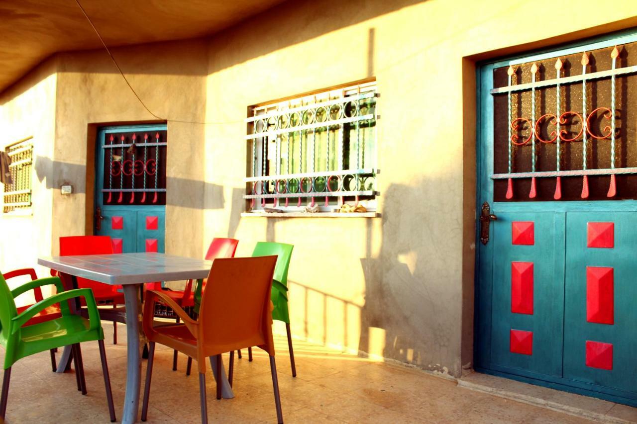 Bedouin Pink Ecohouse Wadi Musa Exterior photo