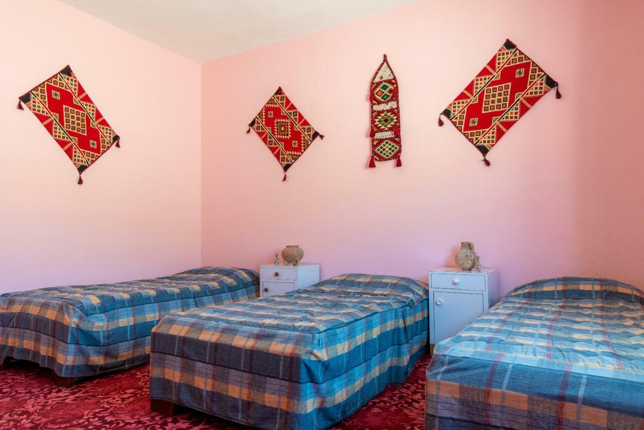 Bedouin Pink Ecohouse Wadi Musa Exterior photo