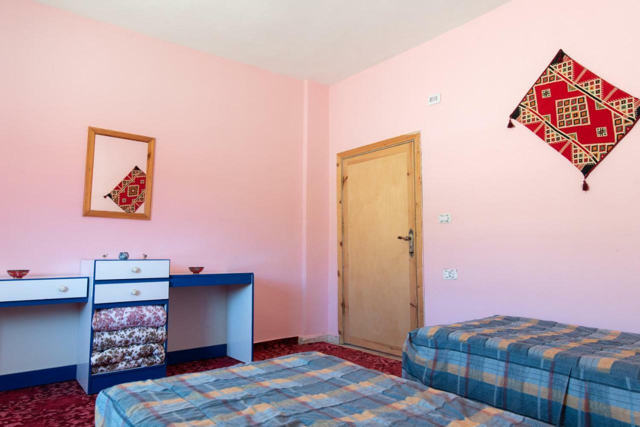 Bedouin Pink Ecohouse Wadi Musa Exterior photo